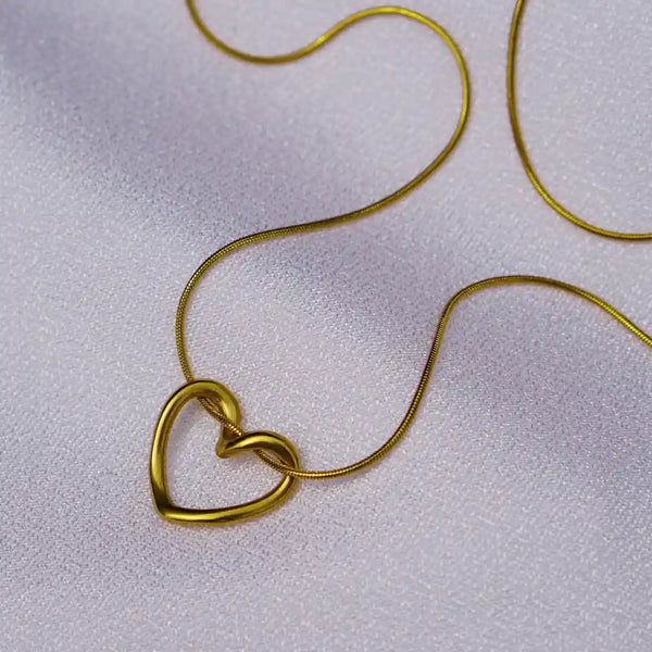 18KT Gold-Plated Stainless Steel Heart Shaped Pendant With Chain